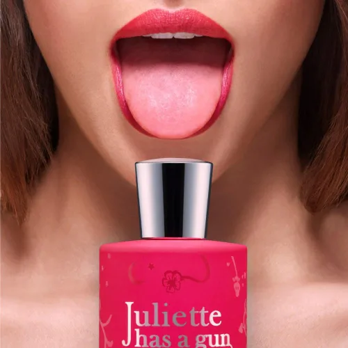 Vista 3 de Juliette Has A Gun MMMM