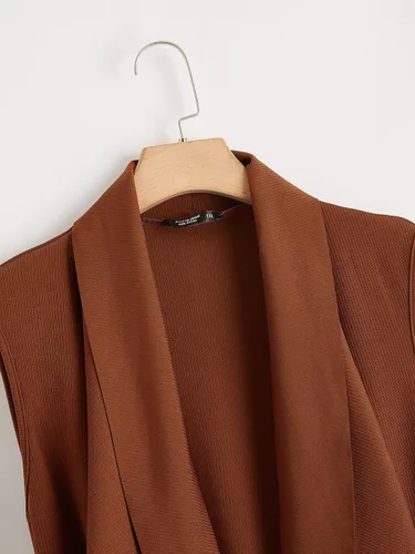Vista 4 de SOLY HUX Chaqueta tipo cárdigan sin mangas con solapa y cinturón para mujer, talla grande