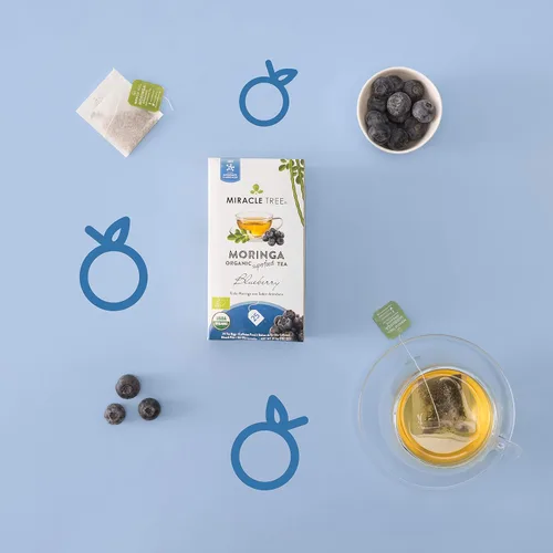 Vista 2 de Miracle Tree - Té orgánico de moringa superalimentaria, paquete de 2, 2 bolsas de té selladas individualmente (arándano, té verde) Variety pack