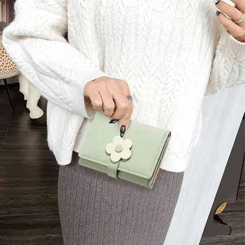 Vista 2 de LJCZKA Bonita cartera pequeña para niñas y mujeres, bloqueo RFID, piel sintética, tres plegadas, bolsillo para efectivo con tarjetero y billetera