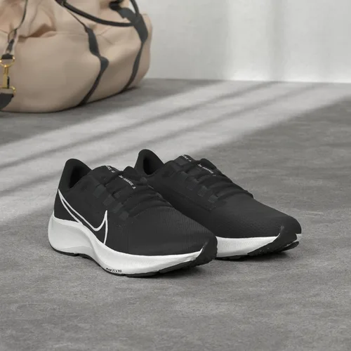 Vista 2 de Nike Tenis de gimnasia para mujer
