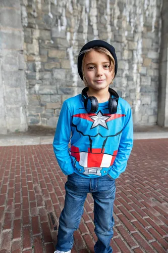 Vista 3 de Marvel Avengers Hulk Black Panther Capitán América, paquete de 3 camisetas para niños pequeños a niños pequeños