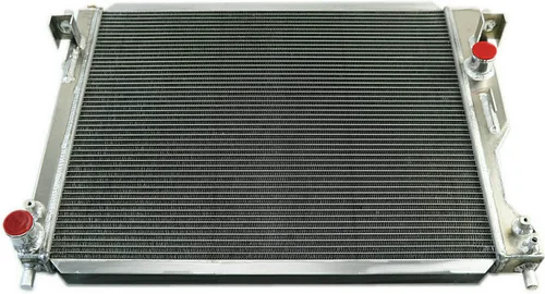 Vista 4 de Radiador de aluminio de 3 filas para 2005-14 Ford Mustang 3.7L 4.0 V6 4.6L 5.0L V8 Manual