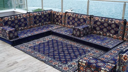 Vista 4 de Conjunto de sofá bajo de estilo árabe majlis en azul marino – Fundas lavables para sala de estar – Cojines de piso turcos