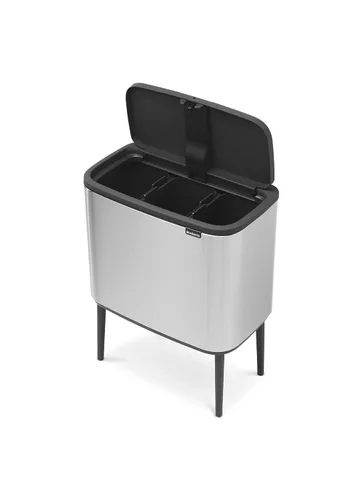 Vista 3 de Brabantia Bo Touch Top - Bote de basura de cocina con tres compartimentos y patas elevadas, acero mate FPP Cubos interiores de 3 x 3 galones