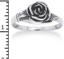 Vista 5 de Anillo pequeño de plata de ley con detalle de rosa (tamaños 3, 4, 5, 6, 7, 8, 9, 10, 11, 12, 13, 14, 15)