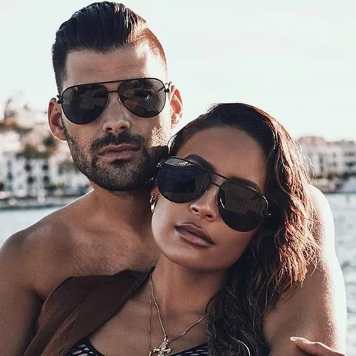 Vista 2 de PORADAY - Lentes de sol polarizados para hombres y mujeres con estilo aviador, armazón de metal, 100% protección UV400, 58 mm