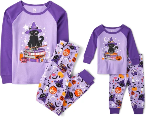 Vista 5 de The Children's Place Kids' Sibling Matching Halloween and Holiday Pajama Sets, Cotton