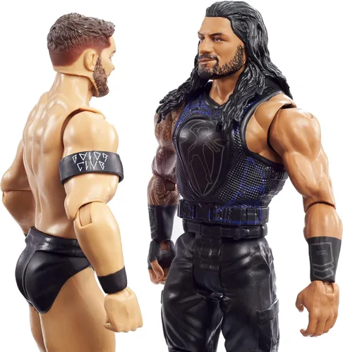 Vista 3 de WWE Roman Reigns vs Finn Balor Championship Showdown 2 Pack 6 en figuras de acción Monday Night RAW Battle Pack para edades de 6 años en adelante