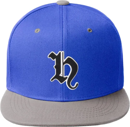 Vista 1693 de Daxton Gorra clásica con visera de billete plano con letras del alfabeto inglés antiguo de la A a la Z