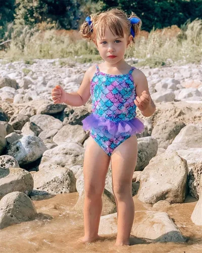 Vista 2 de swimsobo Traje de baño para niñas, de una pieza, estampado 3D con volantes de tul 3-10T