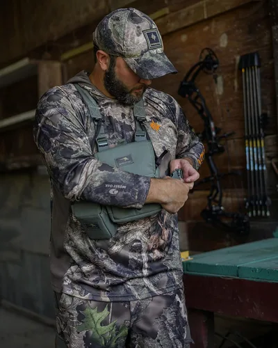 Vista 4 de Nomad Men's Pursuit Long Sleeve Hunting Shirt WSun Protection