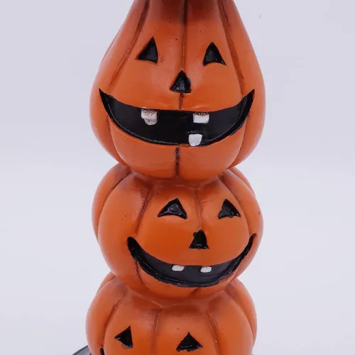 Vista 4 de Etistta Portavelas de calabaza de Halloween para decoración de chimenea, candelabros de poliresina de 9.5 pulgadas de alto para decoraciones, juego