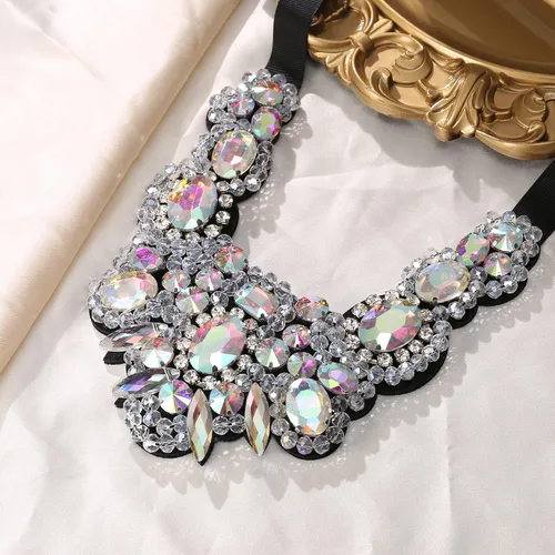 Vista 4 de Flyonce Collar de cristal con diamantes de imitación para mujeres y niñas, bisutería