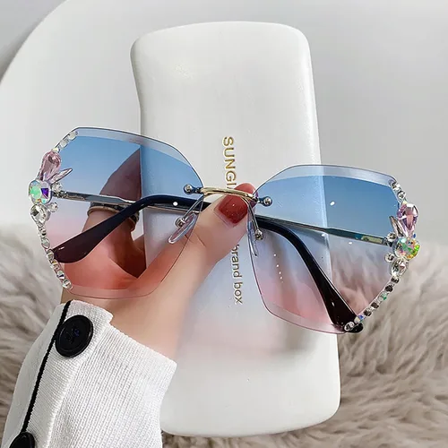 Vista 5 de Sunglasses Women,2022 Women's Beach Summer Rimless Diamond Sunglasses,Fashion Square Sunglasses UV Protection Lens Decoration