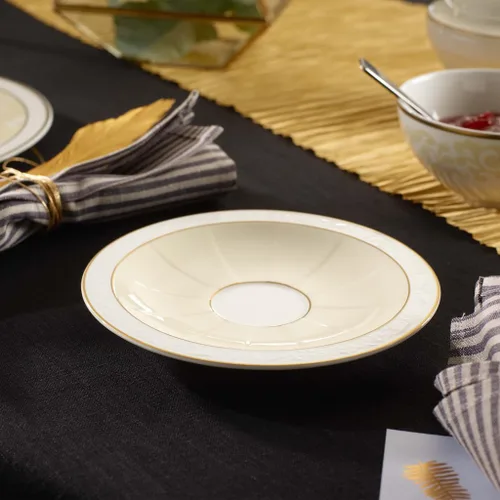 Vista 2 de Villeroy & Boch Ivoire - Plato para café/té (6.3 in)