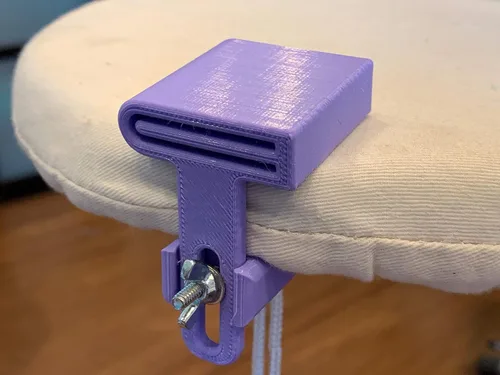 Vista 2 de Purple Hobbies, clip de tercera mano y rueda de encuadernación para acolchar y coser por Purple Hobbies, lo que hace que sea más fácil crear Negro
