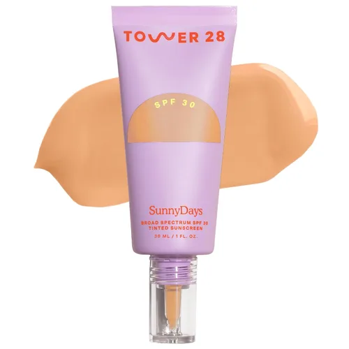 Vista 16 de Tower 28 Base de maquillaje con SPF 30, protector solar tintado SunnyDays 05 FAIRFAX