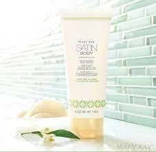 Vista 2 de Mary Kay White Tea & Citrus Satin Body® Silkening Shea Lotion_AB