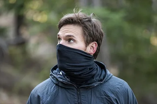 Vista 5 de BUFF Adult Midweight Merino Wool Neck Gaiter, Headband & Winter Neck Warmer, Ski Mask & Face Shield, Worn 12+ Ways, One