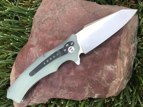 Vista 3 de TACTICAL GEARZ Cuchillo plegable de bolsillo, mango G10, hoja de acero inoxidable 9Cr18MoV, incluye funda (Vex Ice)