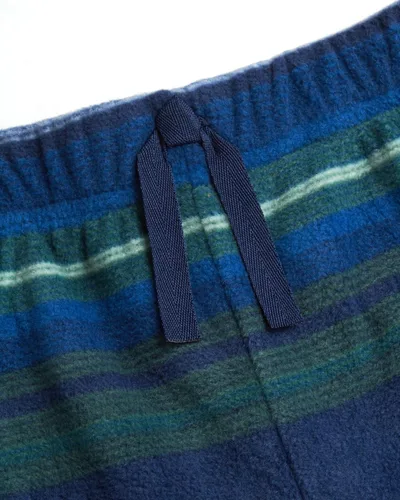 Vista 4 de Eddie Bauer Conjunto de pijama para niño - Acogedor conjunto de ropa de dormir de invierno de forro polar - Camisa de manga larga de 4 piezas