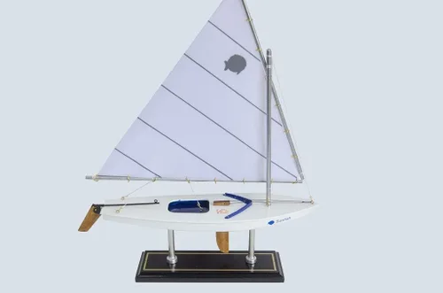 Vista 9 de LK Decoración de barco de vela modelo Sunfish de madera 16"-10