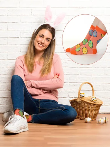 Vista 6 de Jenaai 6 pares de calcetines de Pascua para adultos, calcetines estampados novedosos con diseño de conejo, zanahoria, huevo, pollito para regalo