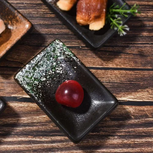 Vista 3 de Juego de 4 platos de cerámica para salsa de soja, rectangulares pequeños de 3.35 pulgadas, platos de inmersión de sushi con textura