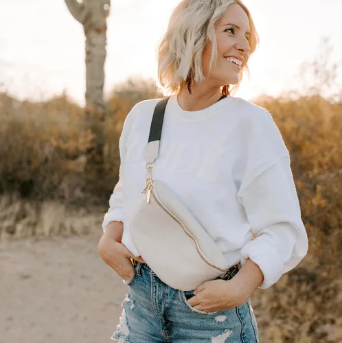 Vista 9 de Leather Fanny Pack Crossbody Bags for Women Trendy Sling Bag for Women Small Crossbody Bags for Women Vacation Essentials Handbags Crossbody Purse