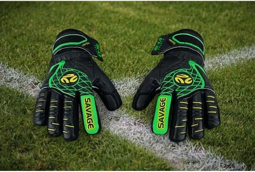 Vista 4 de K-LO - Guantes de portero de fútbol Savage Blackout (unisex, juvenil, niños y adultos) - Protectores de dedos para protección Palma de agarre