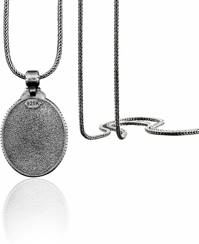 Vista 2 de BySilverStone Jewelry - Collar de plata con crucifijo Jesús, dije de plata de Jesús, colgante para hombre de Cristo Jesús Inri, collar de hombres