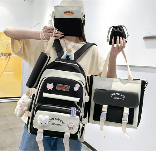 Vista 2 de Juego de 5 mochilas kawaii lindas con alfileres colgantes de oso, diseño de retazos, diseño de conejito de anime japonés (negro)