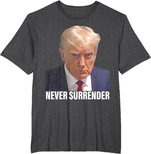 Vista 19 de Camiseta Pro Trump Mugshot Never Surrender para hombre y mujer, Negro