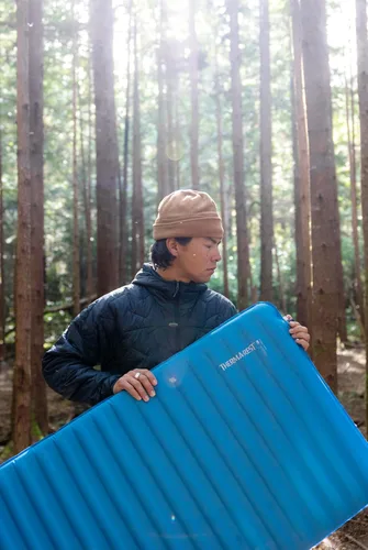 Vista 7 de Therm-a-Rest Trail Pro MAX - Colchoneta de dormir ligera autoinflable para mochileros, grande