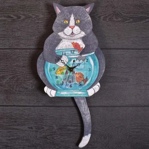 Vista 3 de Reloj de pared con péndulo de gato con pez por Laughing Moon, hecho a mano en los Estados Unidos