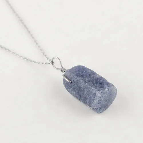 Vista 3 de Collar con colgante de piedras preciosas múltiples crudas