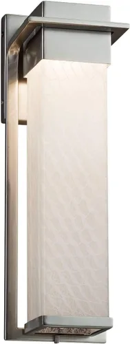 Vista 6 de Fusion Pacific - Lámpara de pared grande LED para exteriores, pantalla de vidrio artesanal en mercurio, acabado negro mate Mate negro