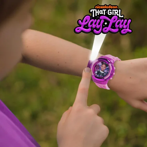 Vista 3 de That Girl Lay Lay - Reloj LCD con linterna para niños, diseño rosa y morado, pantalla digital, función iluminada, correa ajustable, construcción