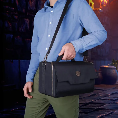 Vista 5 de ENHANCE Cartera miniatura de base ancha – Estuche compacto de almacenamiento y transporte para miniaturas DnD con correa, 3 bandejas de espuma