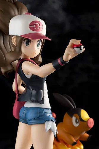 Vista 7 de Kotobukiya Pokemon: Estatua de Hilda y Tepig Artfx J