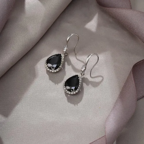Vista 4 de EVER FAITH Aretes colgantes de boda para novia, elegantes aretes de gancho de pez de circonita cúbica con circonita cúbica para fiesta