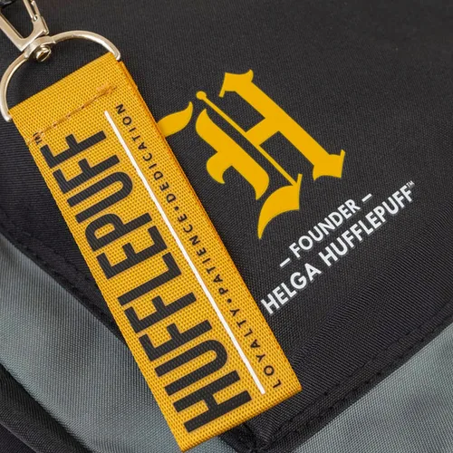 Vista 4 de Harry Potter Mochila para la escuela con bolsa Hufflepuff de 16 pulgadas +