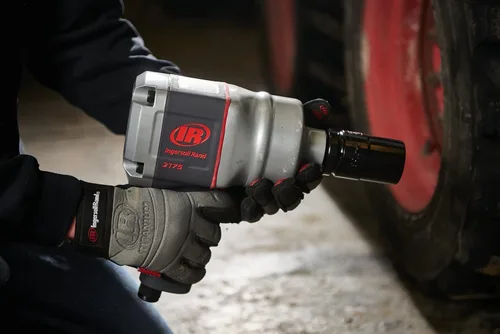 Vista 8 de Ingersoll Rand 2850MAX Llave de impacto neumática de 1 pulgada, par máximo de 2,100 ft-libras, mango D