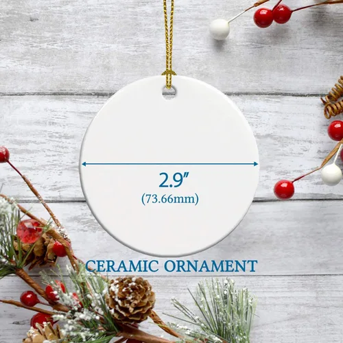 Vista 7 de Adorno de cerámica personalizable con texto en inglés «Our First Christmas Married», adorno de Navidad personalizado para el señor y la señora
