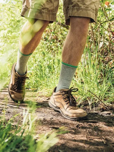 Vista 4 de Insect Shield Sport Crew Socks, Stretchy and Comfortable Crew Socks with Padding and Built in Bug and Tick Protection