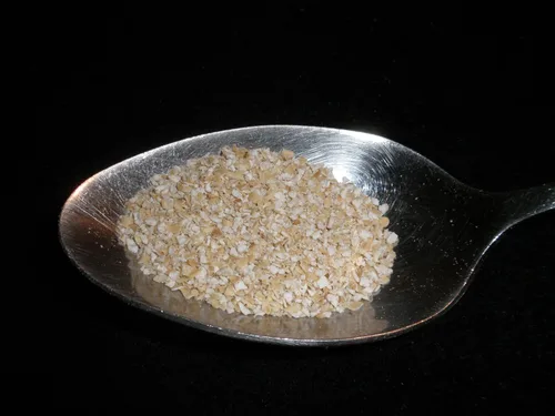 Vista 2 de Salvado de avena 2 libras 100% salvado de avena, molido fino certificado por USDA orgánico, sin OMG, a granel, Mulberry Lane Farms