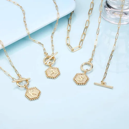 Vista 6 de IEFWELL Collares de oro en capas para mujer, chapado en oro de 14 quilates, cadena de clip de oro rosa, collar con inicial para mujer, cierre
