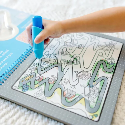 Vista 6 de Melissa & Doug On the Go Water Wow! Almohadilla de actividades reutilizable de lujo para revelar agua – Around Town