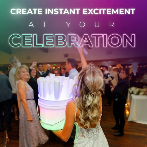 Vista 3 de Paquete de 100 - Varillas de espuma LED multicolor brillantes - 3 modos - 18" - Ideal para bodas y fiestas